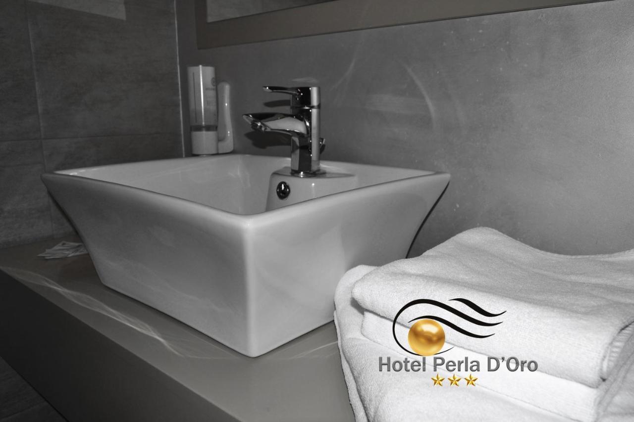 טימישוארה Hotel Perla D'Oro מראה חיצוני תמונה