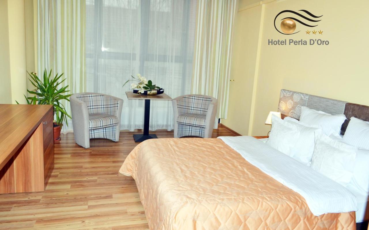 טימישוארה Hotel Perla D'Oro מראה חיצוני תמונה